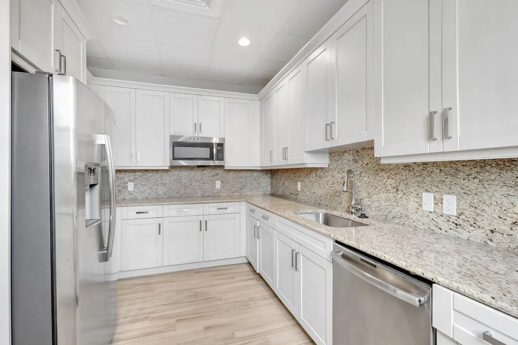 91 Palm Lane Royal Palm Beach FL 33411