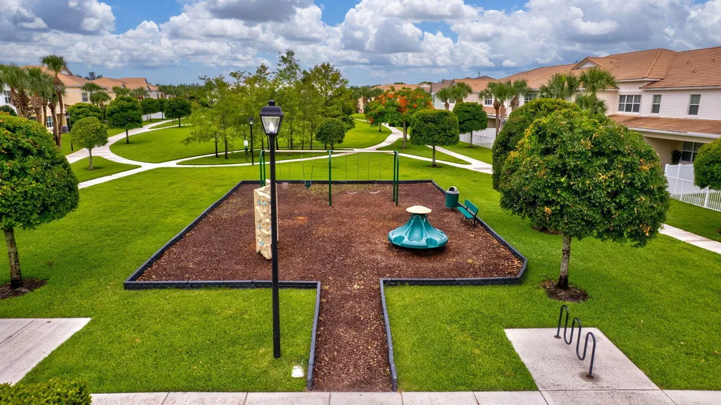 91 Palm Lane Royal Palm Beach FL 33411