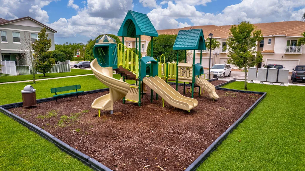 91 Palm Lane Royal Palm Beach FL 33411