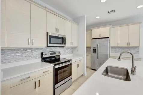 91 Palm Lane Royal Palm Beach FL 33411