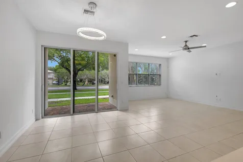 91 Palm Lane Royal Palm Beach FL 33411