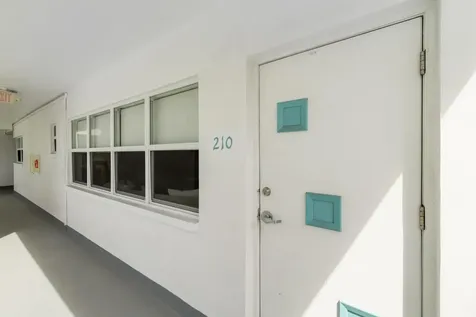 419 Golden Isle Drive Hallandale Beach FL 33009