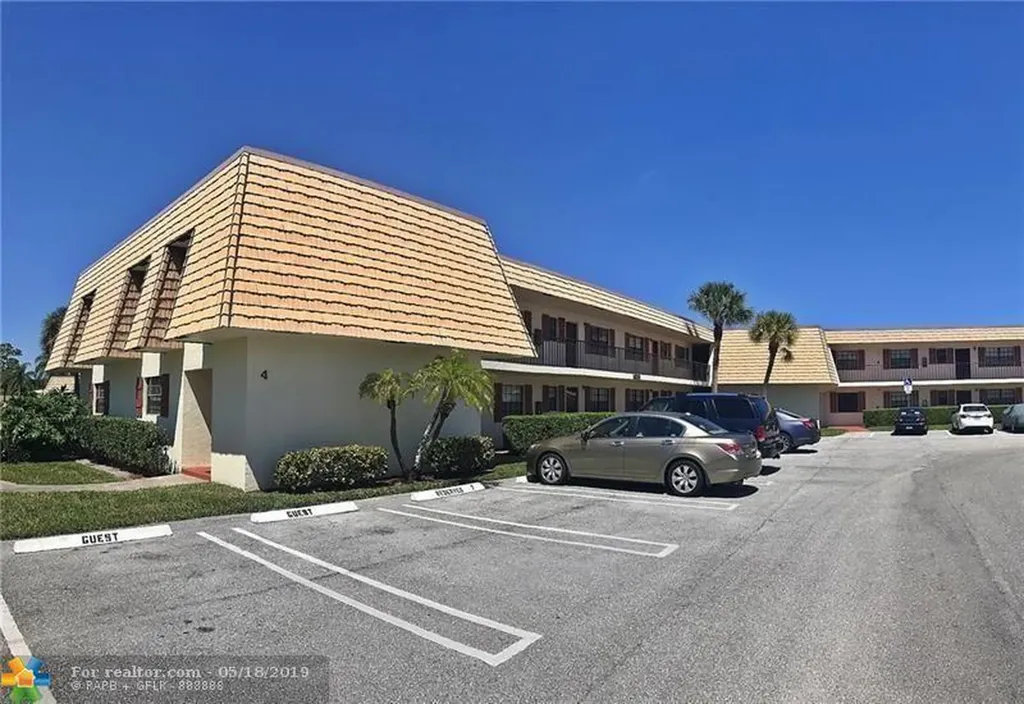 4141 Oak Terrace Drive Lake Worth Beach FL 33463