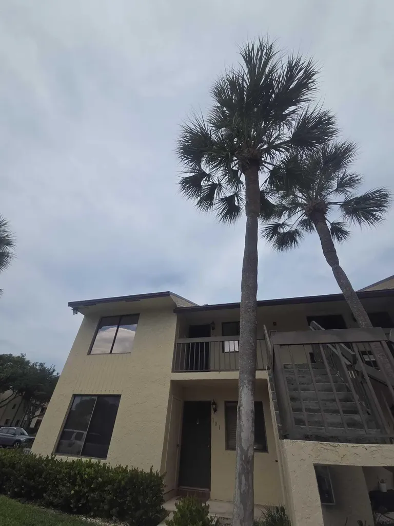 21954 Tidewater Terrace Boca Raton FL 33433