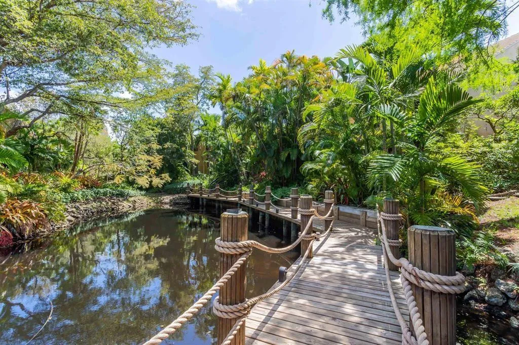 702 Saint Albans Drive Boca Raton FL 33486