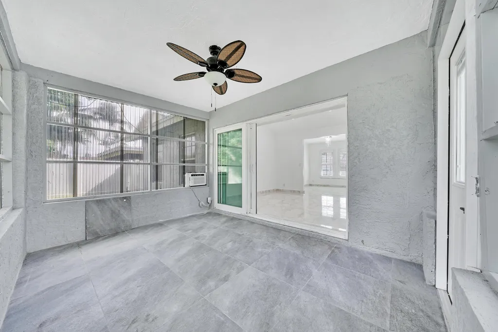 724 Avenue Chaumont Delray Beach FL 33445
