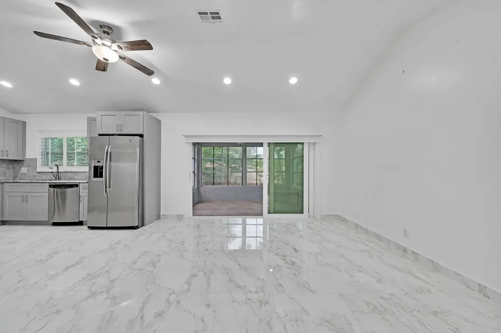 724 Avenue Chaumont Delray Beach FL 33445