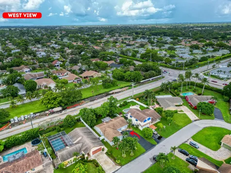 724 Avenue Chaumont Delray Beach FL 33445