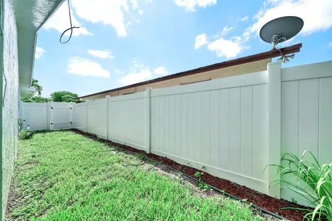724 Avenue Chaumont Delray Beach FL 33445