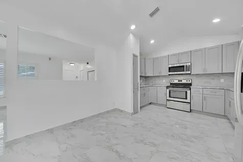 724 Avenue Chaumont Delray Beach FL 33445