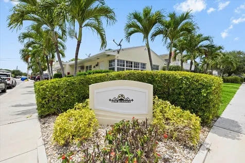 327 S Ocean Breeze Lake Worth FL 33460