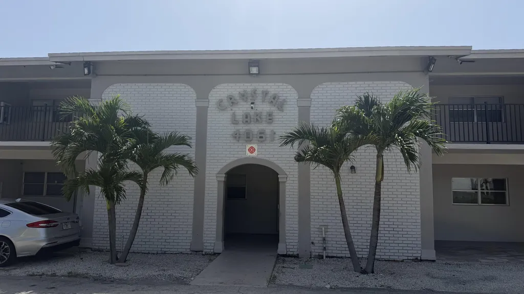 4061 NW 9th Avenue Deerfield Beach FL 33064