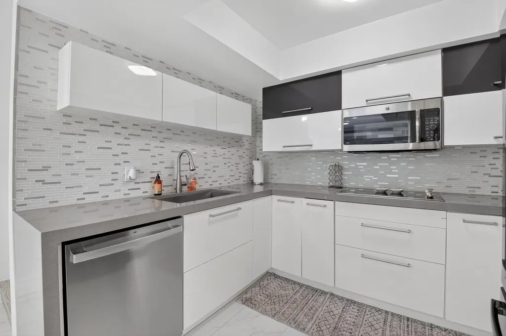 4310 Village Drive Delray Beach FL 33445