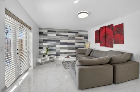 4310 Village Drive Delray Beach FL 33445