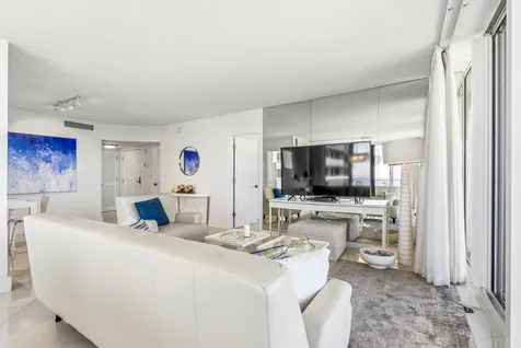 3554 Ocean Drive Vero Beach FL 32963