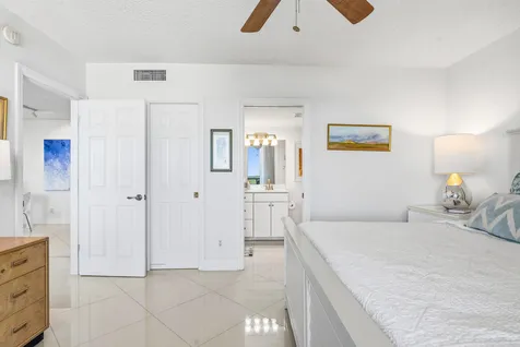 3554 Ocean Drive Vero Beach FL 32963