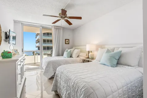3554 Ocean Drive Vero Beach FL 32963