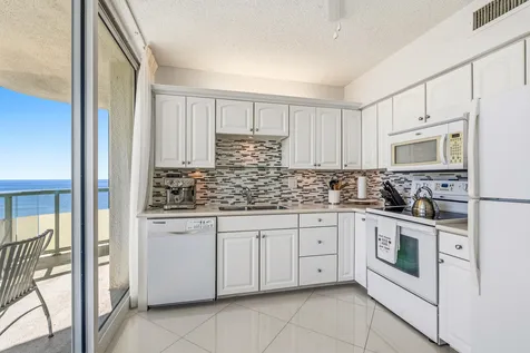 3554 Ocean Drive Vero Beach FL 32963