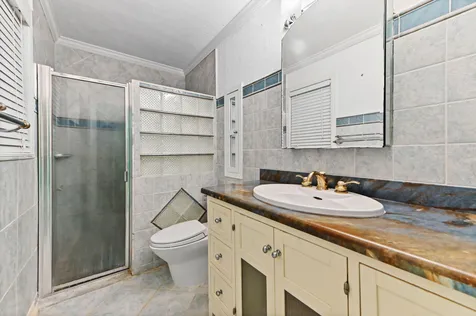 703 SW 76th Avenue North Lauderdale FL 33068