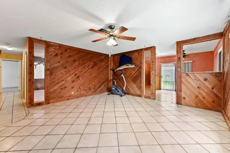 703 SW 76th Avenue North Lauderdale FL 33068