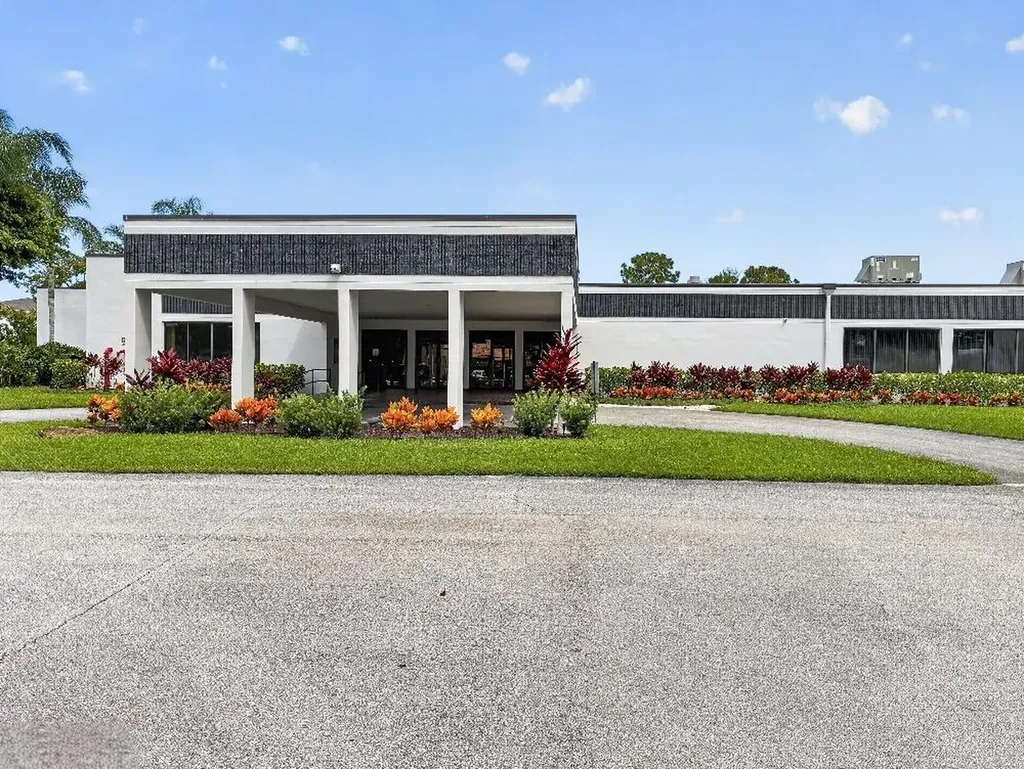 4820 W Lucerne Lakes Boulevard W Lake Worth FL 33467