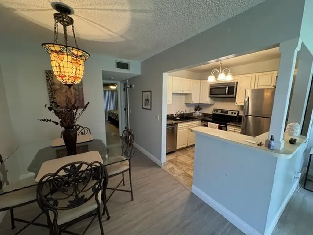 33 Lake Vista Trail Port St Lucie FL 34952