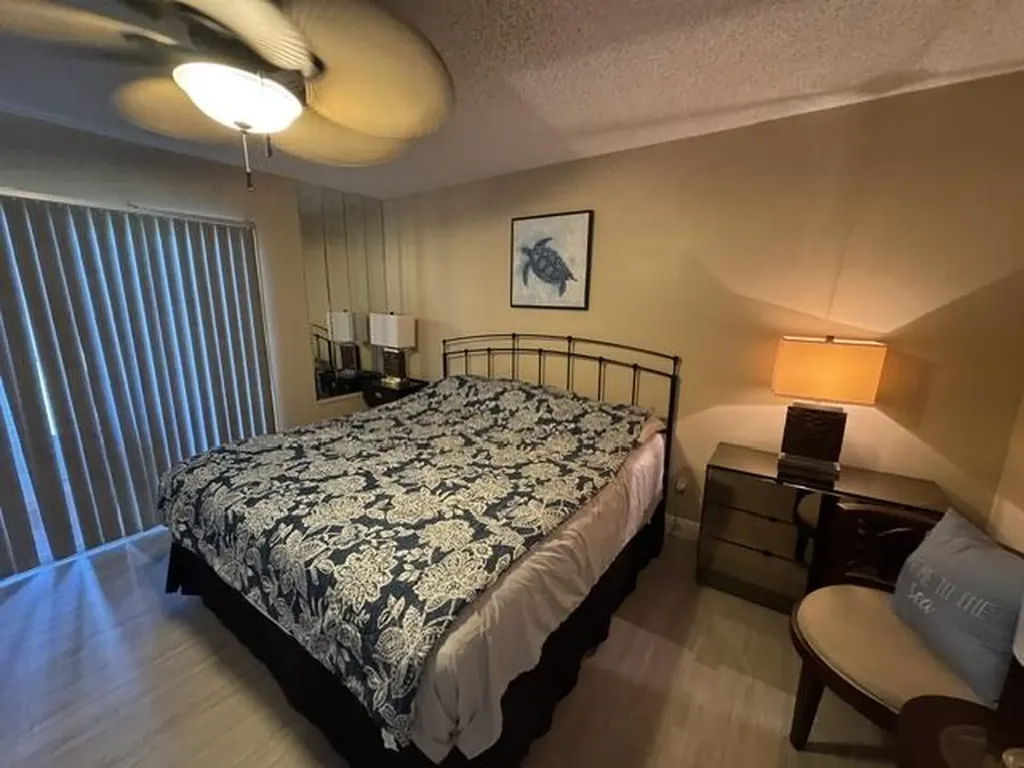 33 Lake Vista Trail Port St Lucie FL 34952