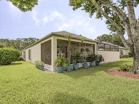 1863 Easthampton Terrace Vero Beach FL 32966