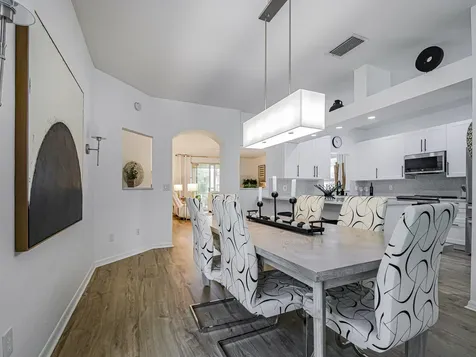1863 Easthampton Terrace Vero Beach FL 32966