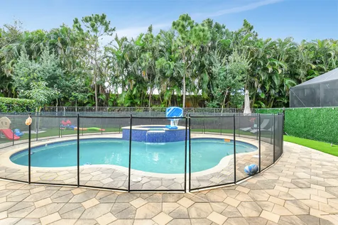 16879 Bridge Crossing Circle Delray Beach FL 33446