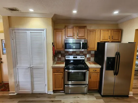 3654 NW 27th Street Lauderdale Lakes FL 33311