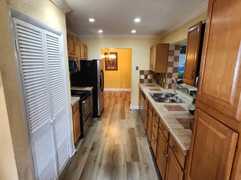 3654 NW 27th Street Lauderdale Lakes FL 33311