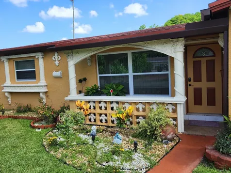 3654 NW 27th Street Lauderdale Lakes FL 33311