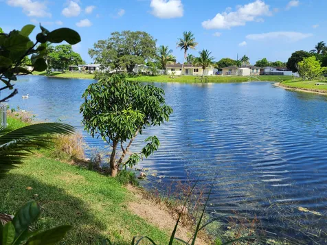 3654 NW 27th Street Lauderdale Lakes FL 33311
