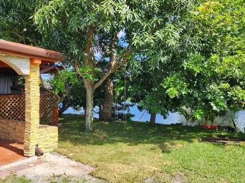 3654 NW 27th Street Lauderdale Lakes FL 33311