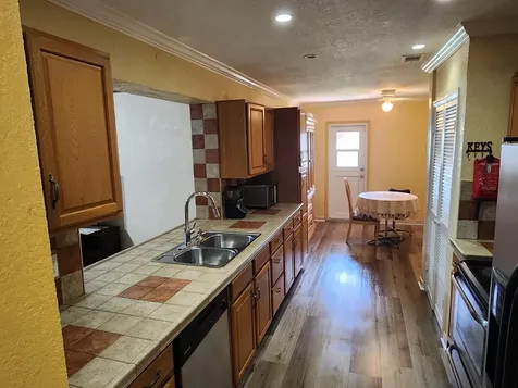 3654 NW 27th Street Lauderdale Lakes FL 33311