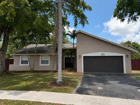 Lauderhill FL 33351