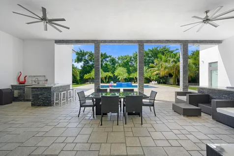 11350 NW 8th Street Plantation FL 33325