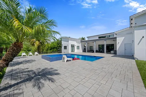 11350 NW 8th Street Plantation FL 33325