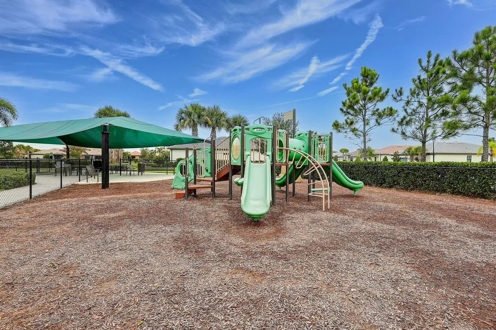 604 SE Monteiro Drive Port St Lucie FL 34984