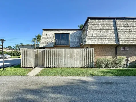 251 Lake Arbor Drive Palm Springs FL 33461