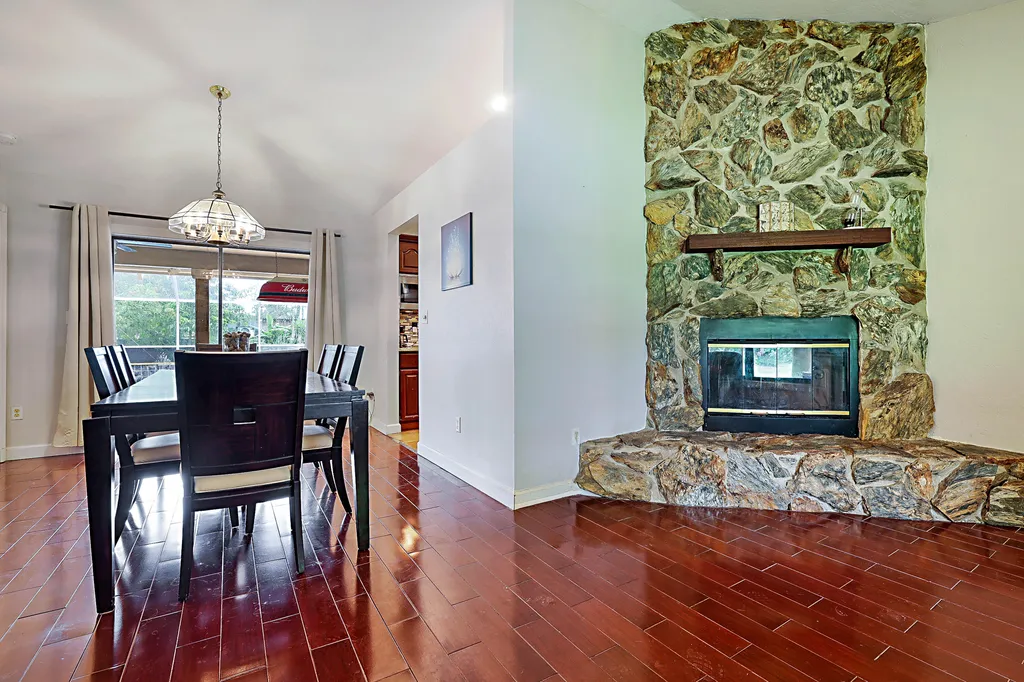 17298 66th Court N The Acreage FL 33470