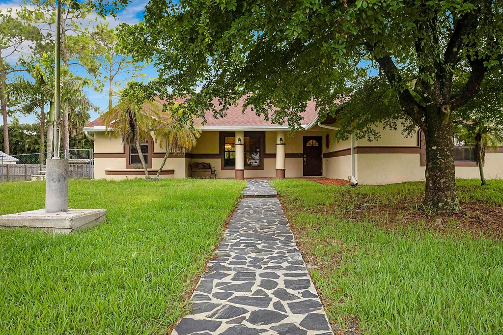 17298 66th Court N The Acreage FL 33470