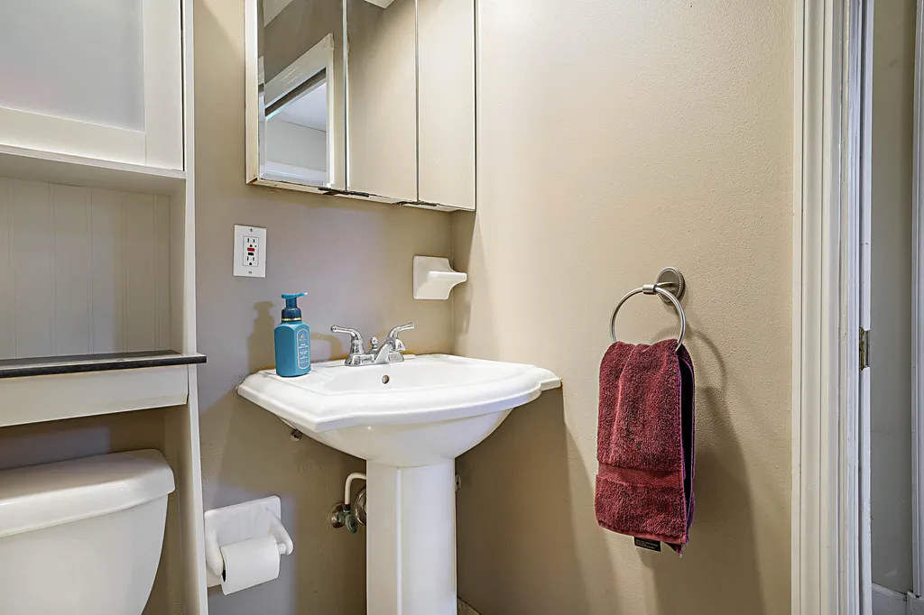 17298 66th Court N The Acreage FL 33470