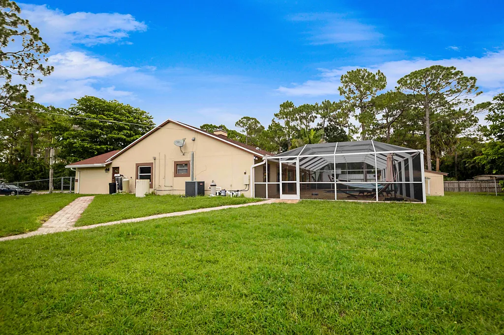 17298 66th Court N The Acreage FL 33470