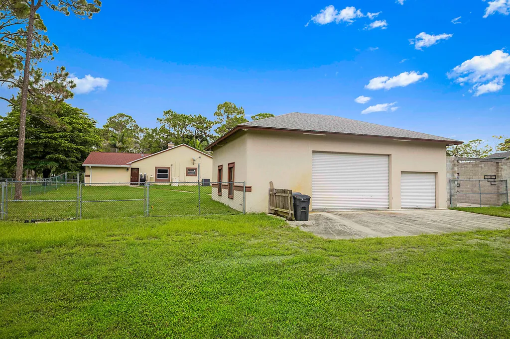 17298 66th Court N The Acreage FL 33470