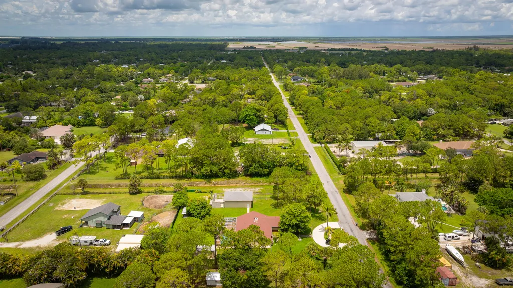 17298 66th Court N The Acreage FL 33470