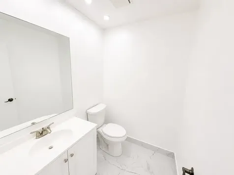1207 S Drive Way Delray Beach FL 33445
