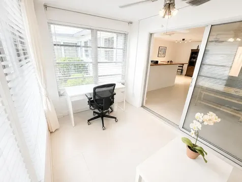 1207 S Drive Way Delray Beach FL 33445