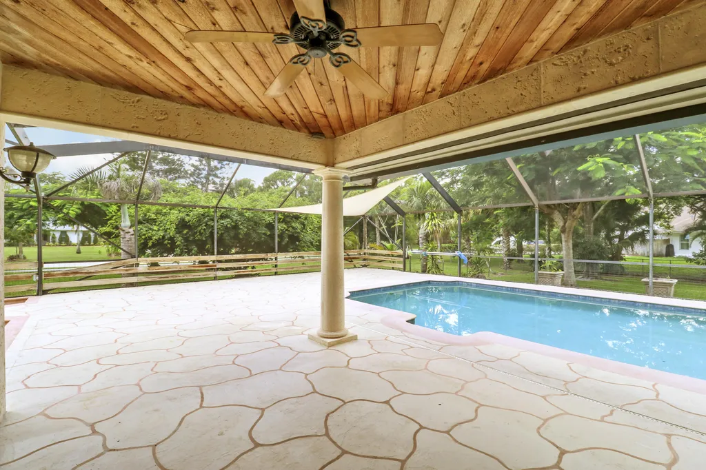 15095 71st Drive N Palm Beach Gardens FL 33418